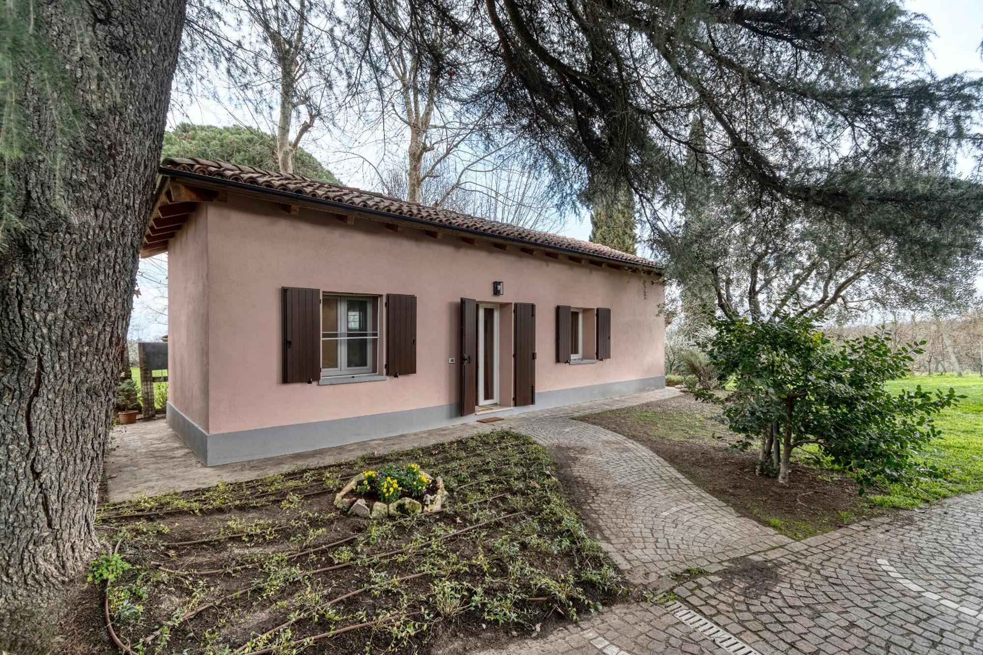 Loft Con Vigna Sui Colli Bolognesi - Villa Govi Pancaldi サン・ラッザロ・ディ・サーヴェナ エクステリア 写真